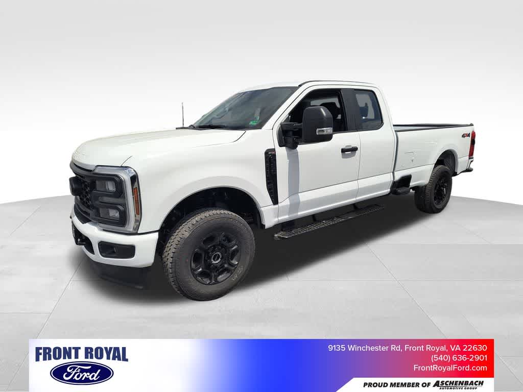 2025 Ford F-350 Super Duty XL's photo