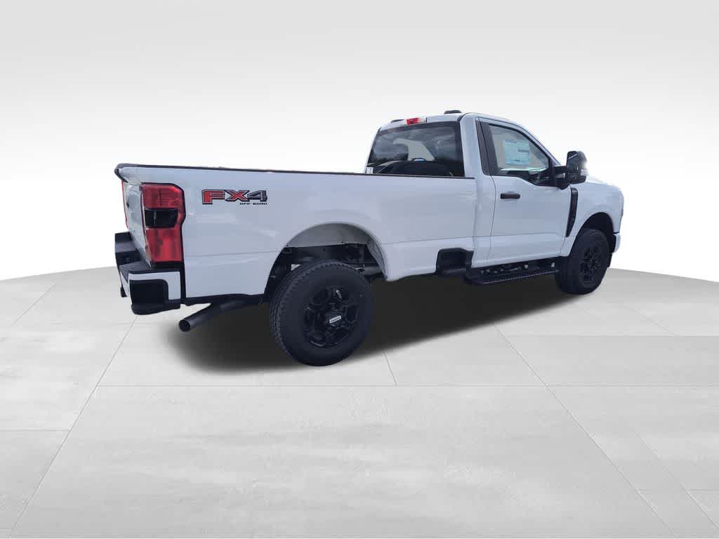 2025 Ford F-350 Super Duty XL - Photo 5