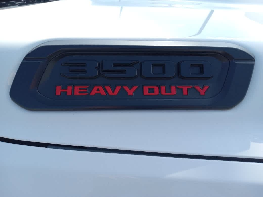 2022 RAM Ram 3500 Chassis Cab Tradesman - Photo 10