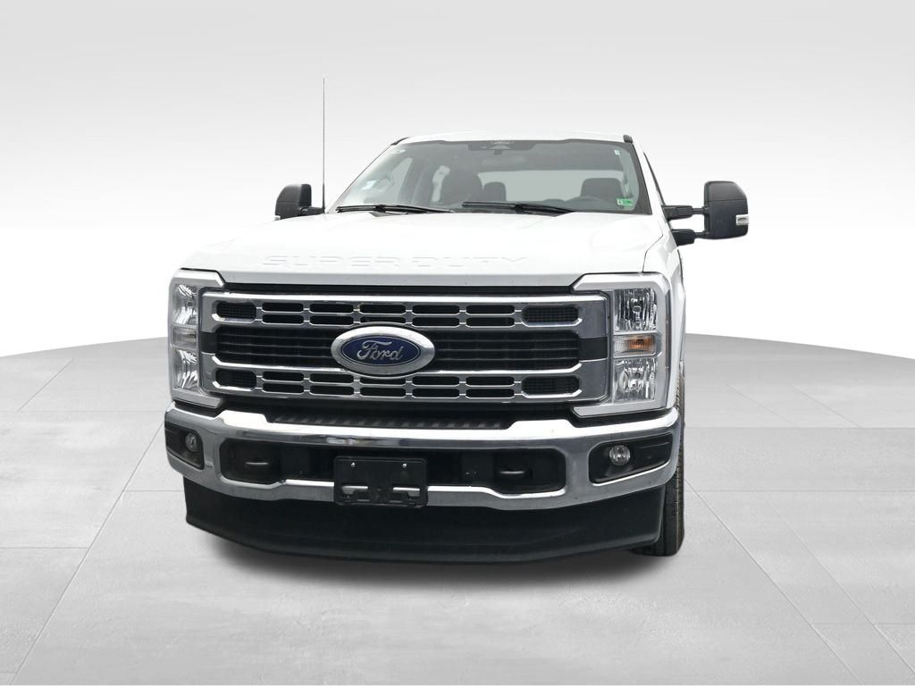 2024 Ford F-250 photo 3