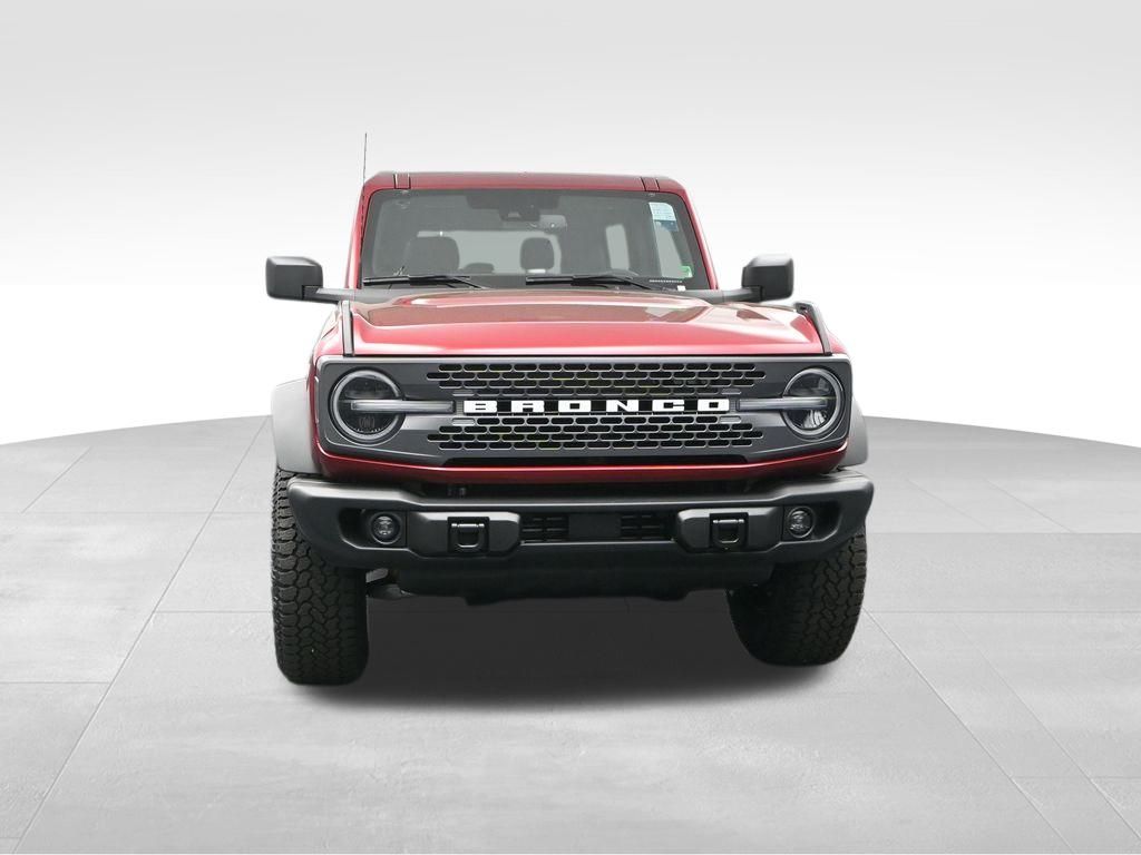 2025 Ford Bronco Badlands photo 3