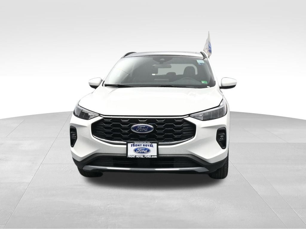 2025 Ford Escape Hybrid ST-Line Select photo 3