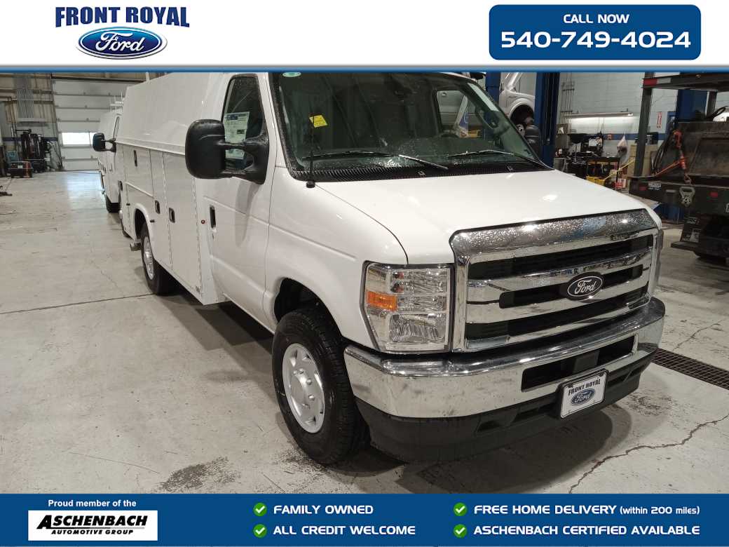 2026 Ford E-Series SRW E-350 Super Duty 138 in WB's photo