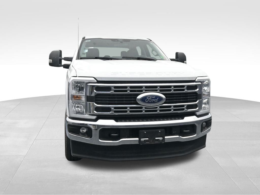 2024 Ford F-250 photo 2