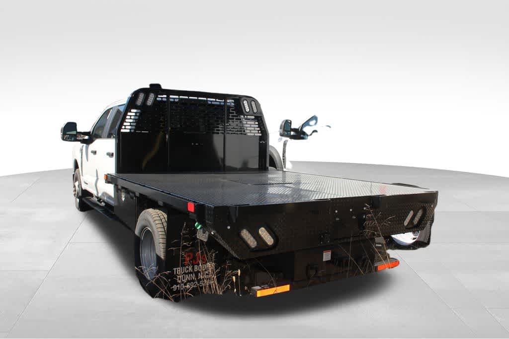 New 2024 Ford F-350SD XL Chassis