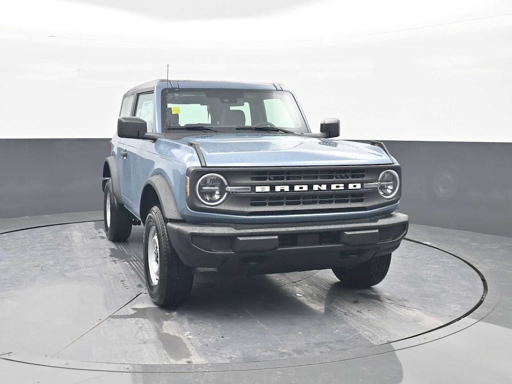 New 2025 Ford Bronco Base SUV