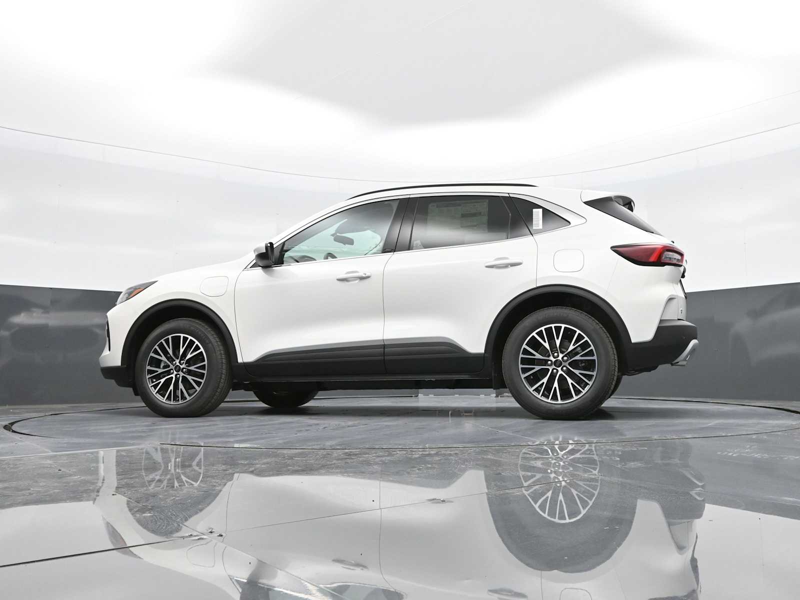 2025 Ford Escape Plug-in hybrid PHEV - Photo 35