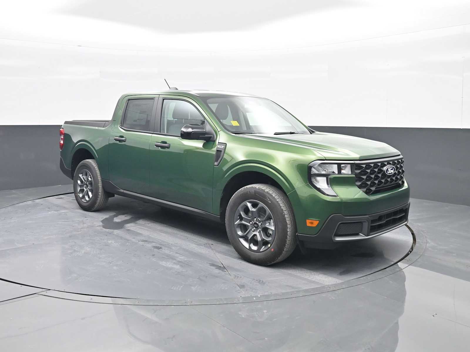 2025 Ford Maverick XLT's photo