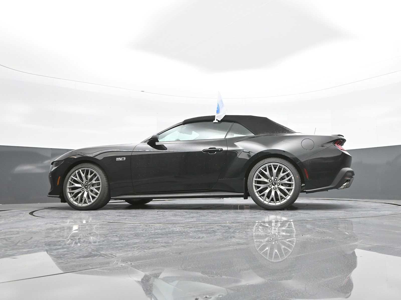 2025 Ford Mustang GT Premium Convertible - Photo 56