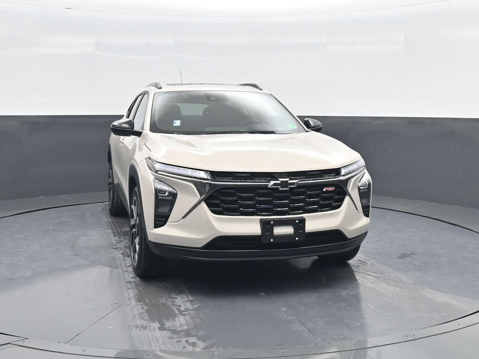 2026 Chevrolet Trax photo 2