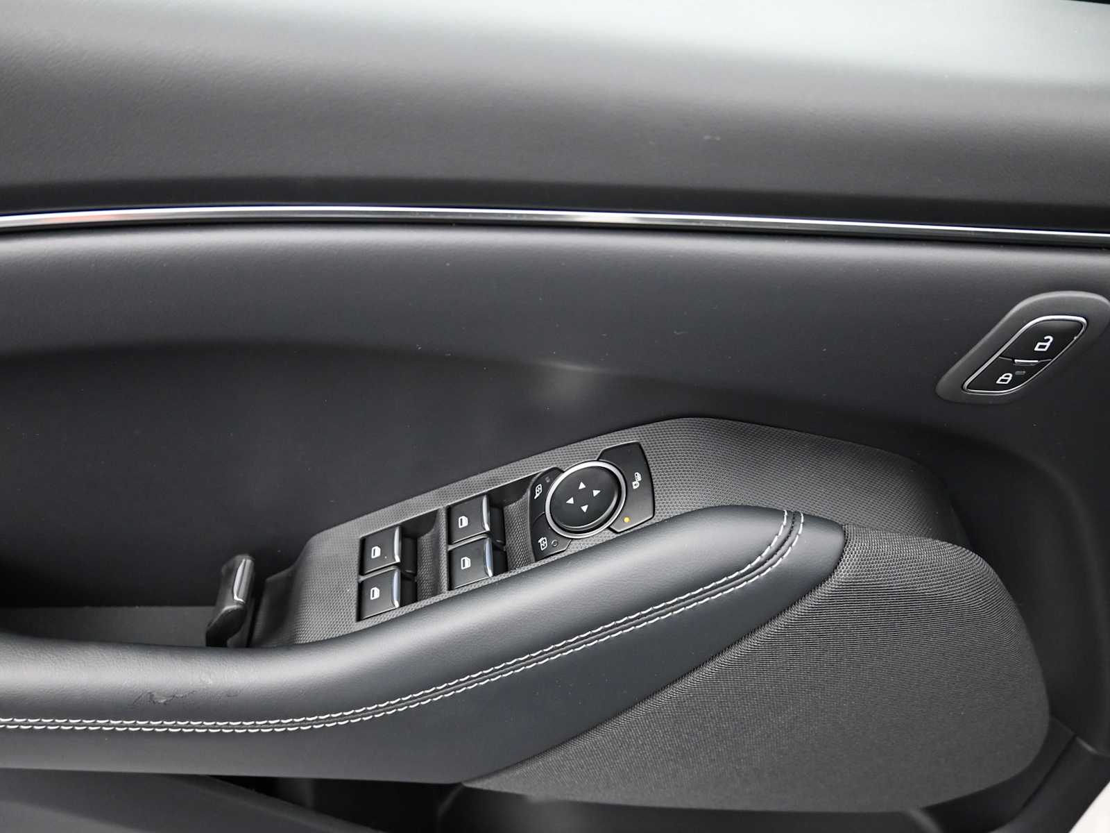 2025 Ford Mustang Mach-E Select - Photo 20