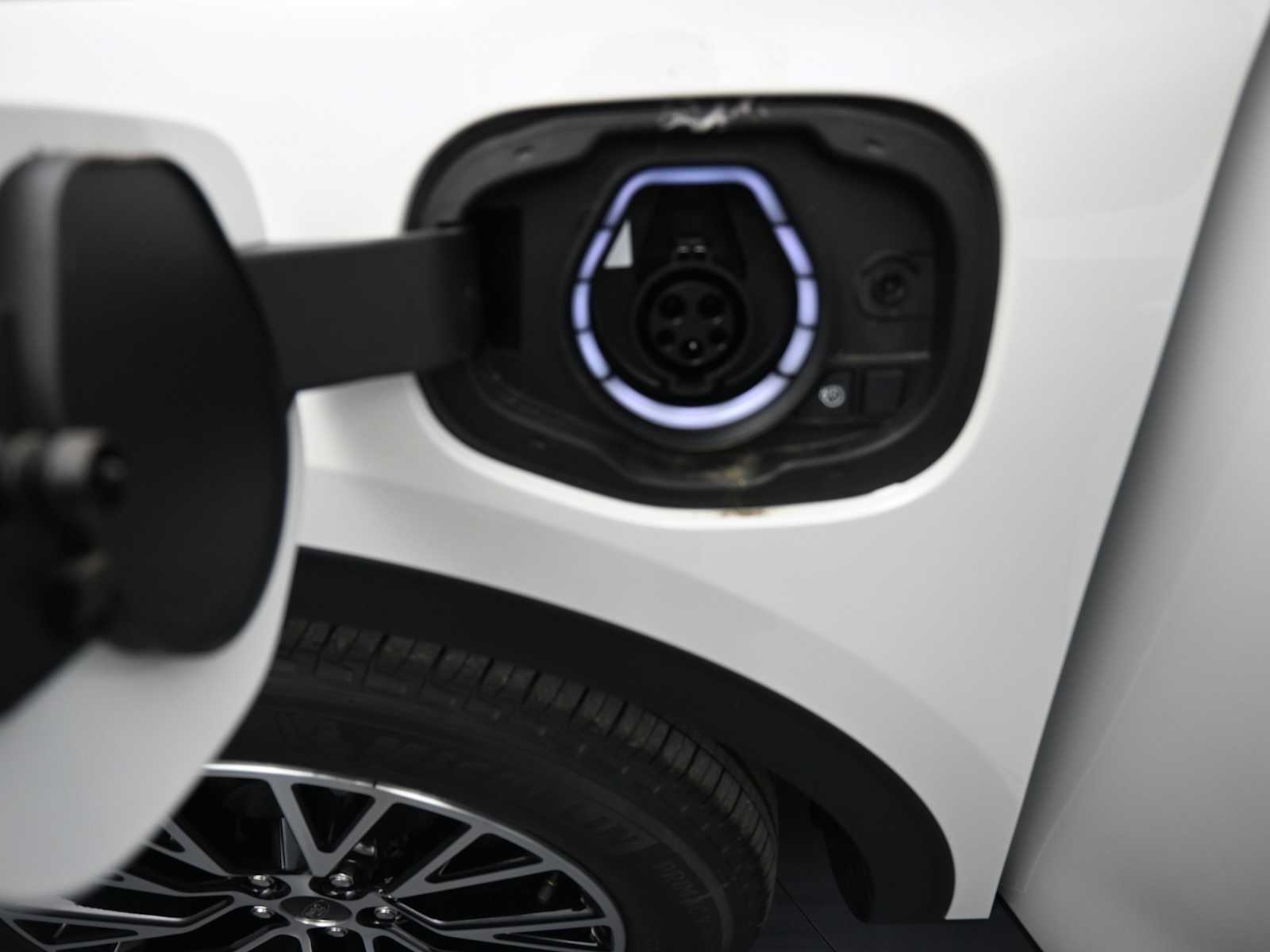 2025 Ford Escape Plug-in hybrid PHEV - Photo 10