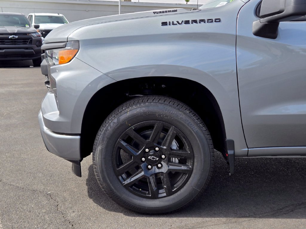 2026 Chevrolet Silverado 1500 Custom - Photo 5