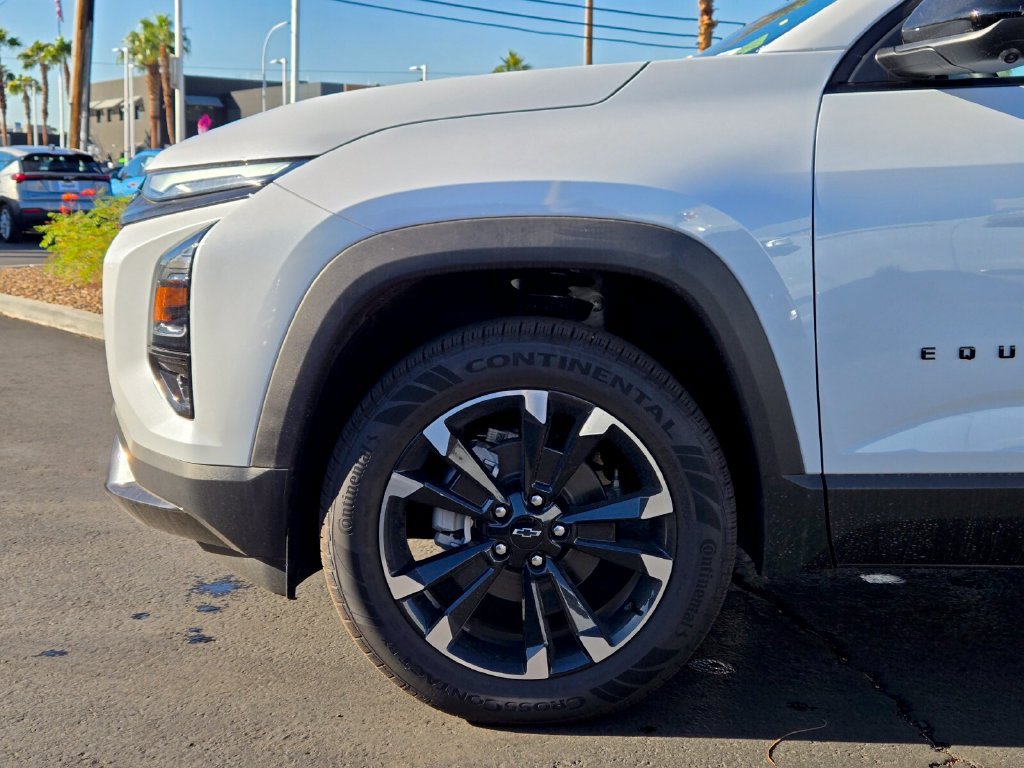 2027 Chevrolet Equinox RS - Photo 5