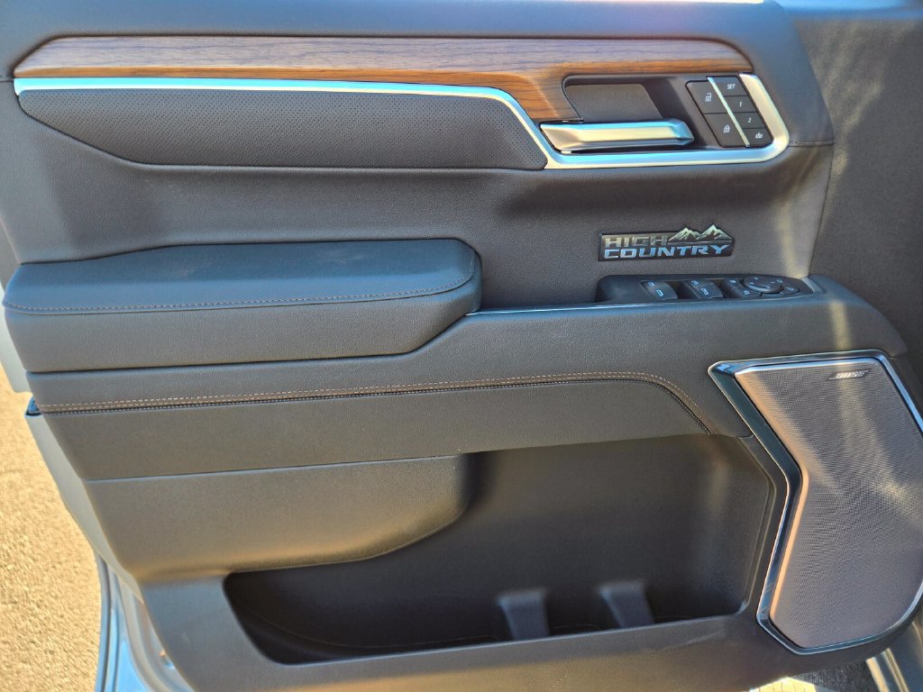 2026 Chevrolet Silverado 1500 High Country - Photo 10
