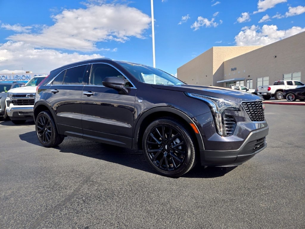 2023 Cadillac XT4 Luxury