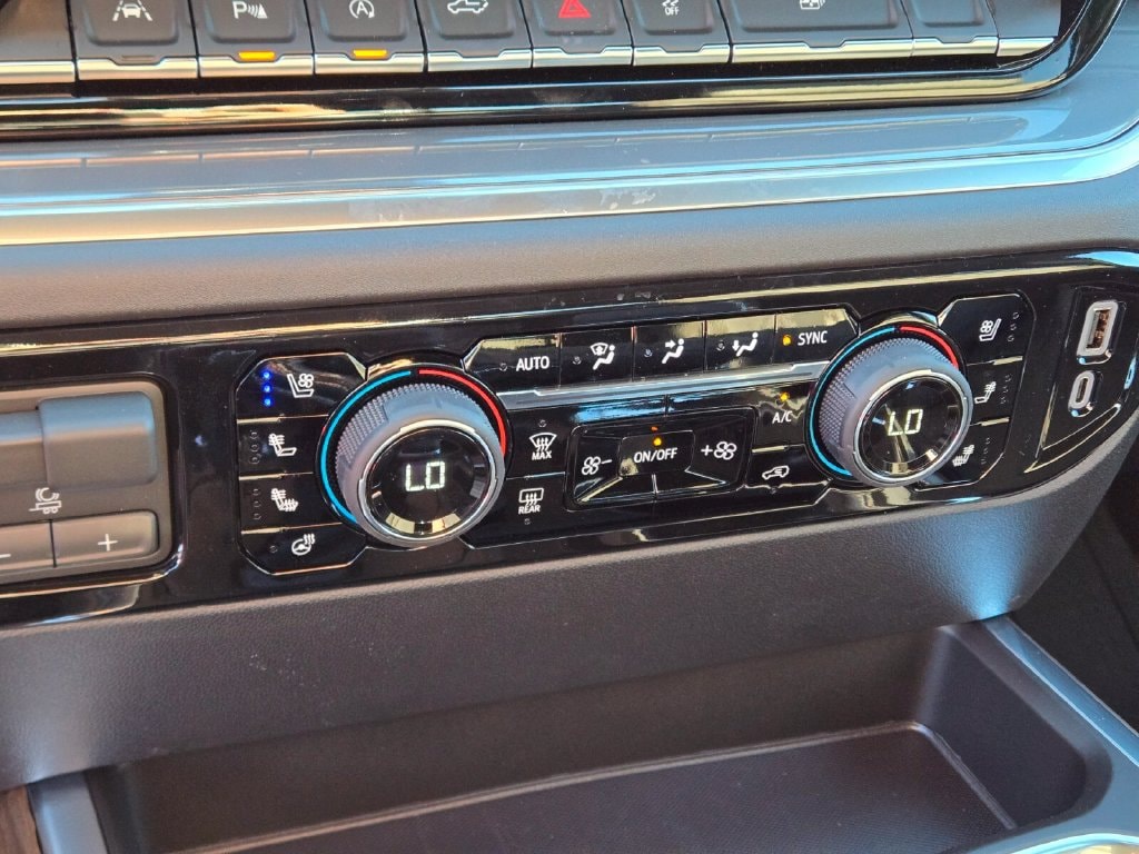 2026 Chevrolet Silverado 1500 High Country - Photo 13