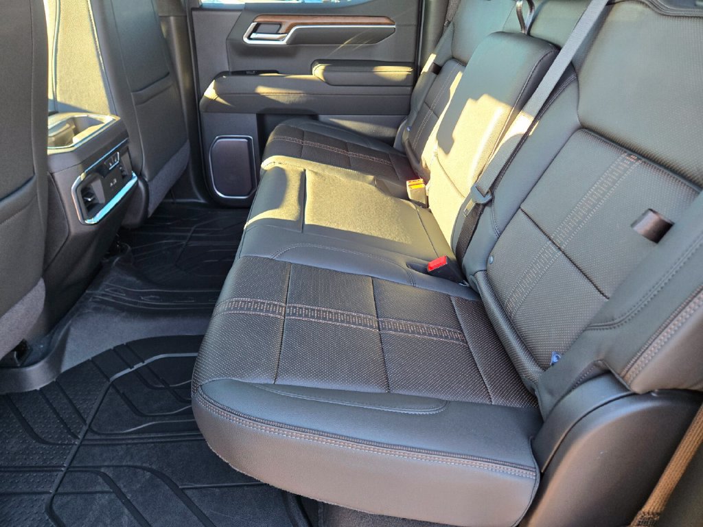 2026 Chevrolet Silverado 1500 High Country - Photo 8