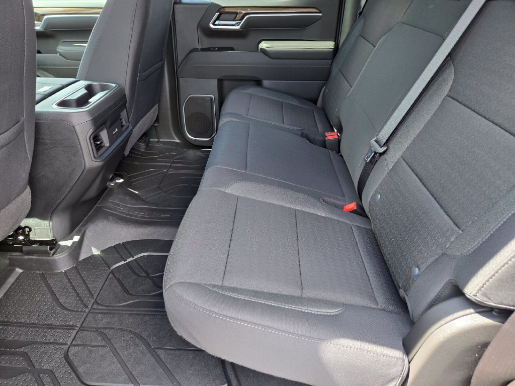 2026 Chevrolet Silverado 1500 LT - Photo 8
