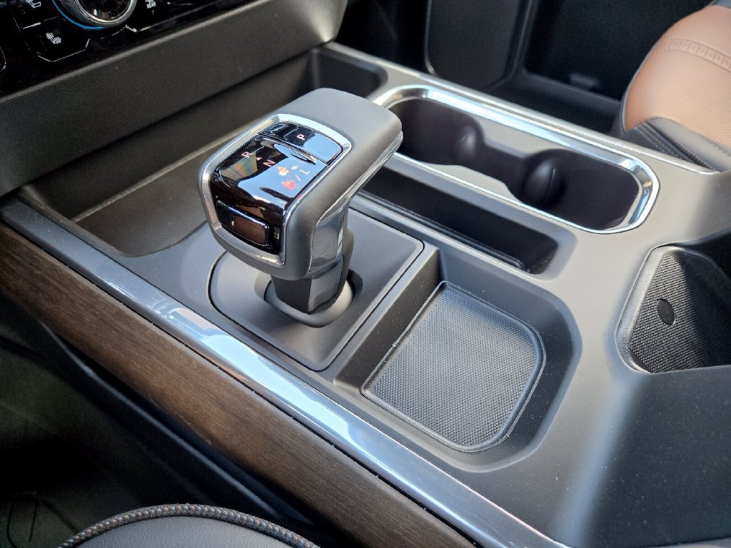 2026 Chevrolet Silverado 1500 High Country - Photo 17