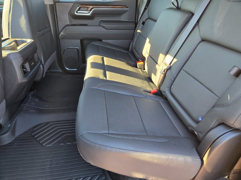 2026 Chevrolet Silverado 1500 LT Trail Boss - Photo 8