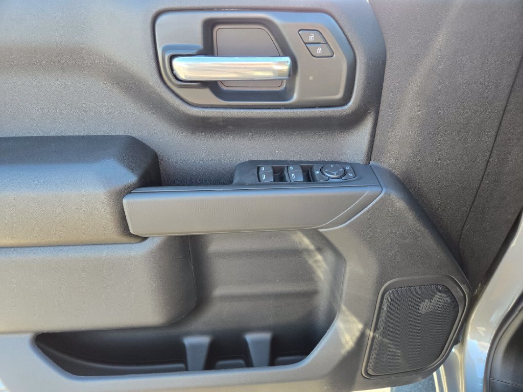 2026 Chevrolet Silverado 1500 Custom - Photo 11