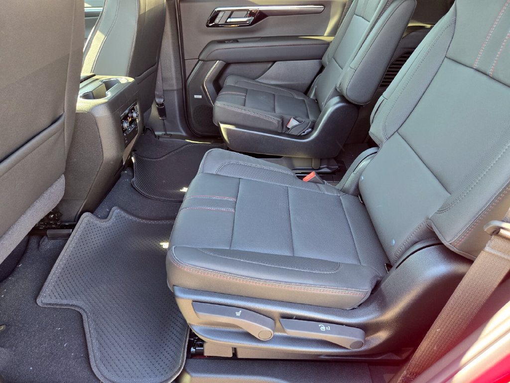 2026 Chevrolet Tahoe RST - Photo 9