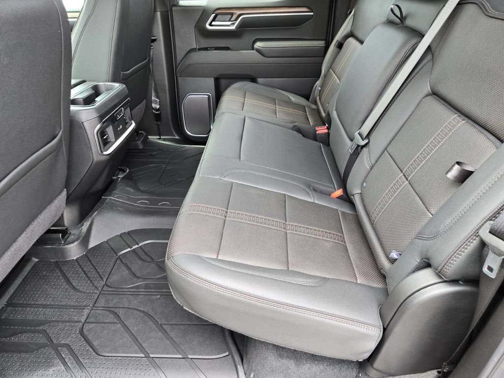 2026 Chevrolet Silverado 1500 High Country - Photo 8