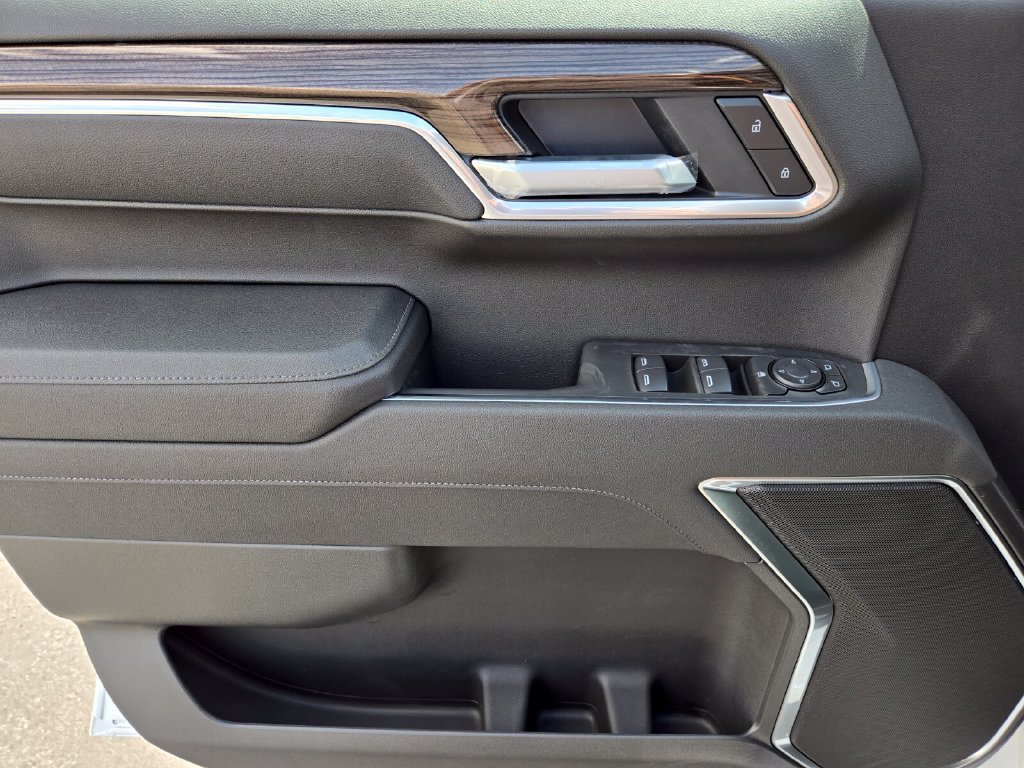 2026 Chevrolet Silverado 1500 LT - Photo 10