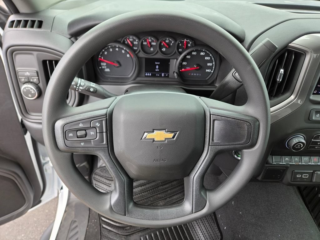 2026 Chevrolet Silverado 1500 Custom - Photo 10