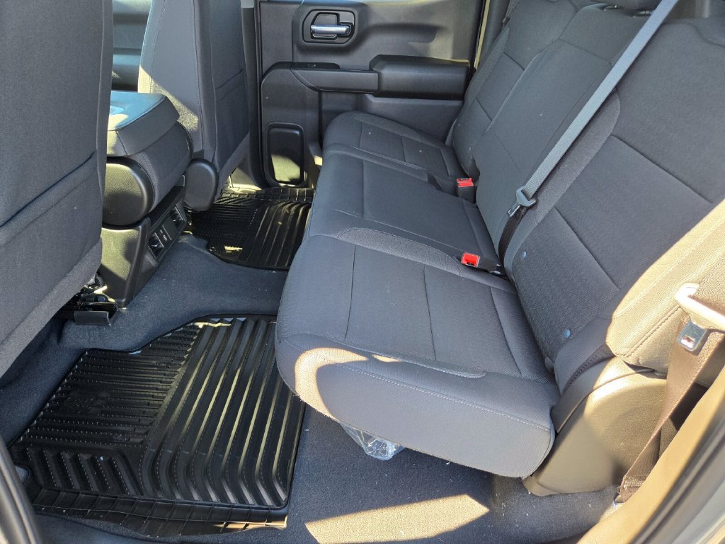 2026 Chevrolet Silverado 1500 Custom - Photo 9