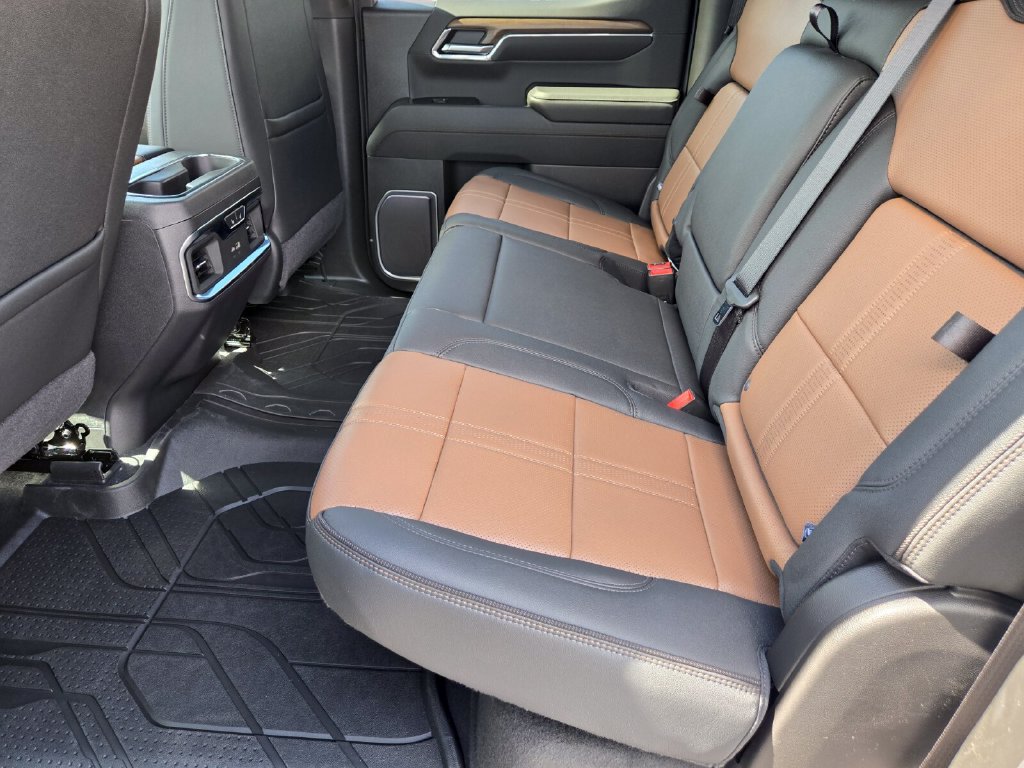 2026 Chevrolet Silverado 1500 High Country - Photo 10