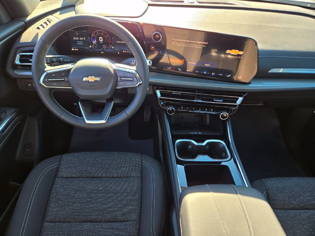 2027 Chevrolet Traverse LT - Photo 9