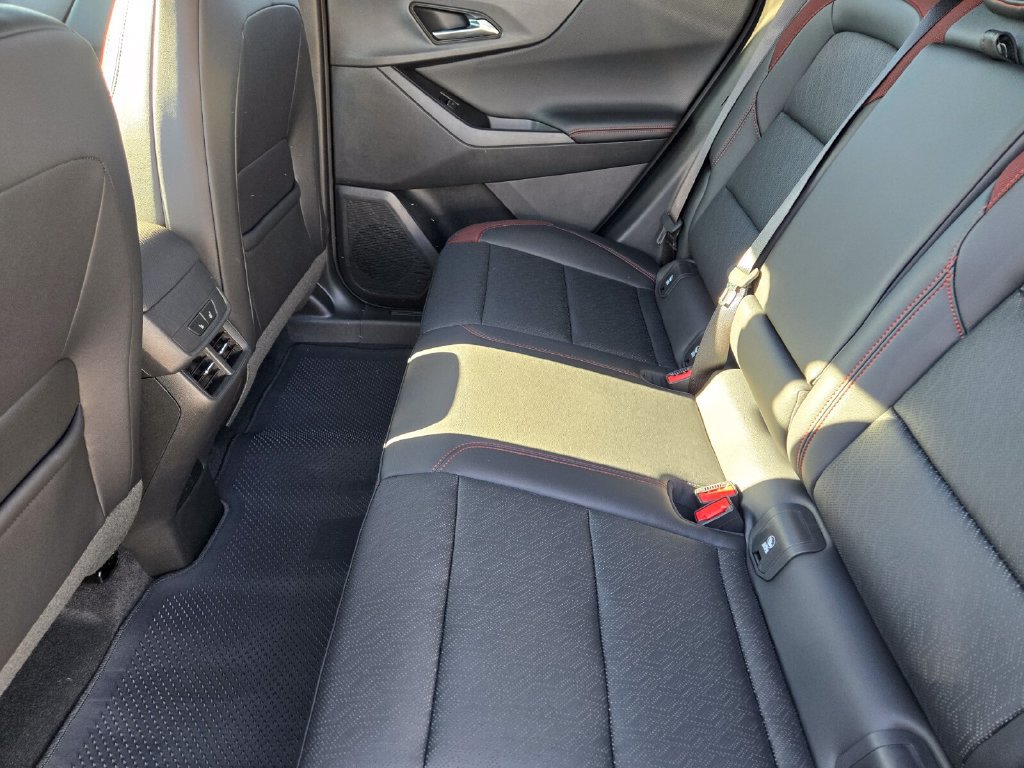2027 Chevrolet Equinox RS - Photo 7