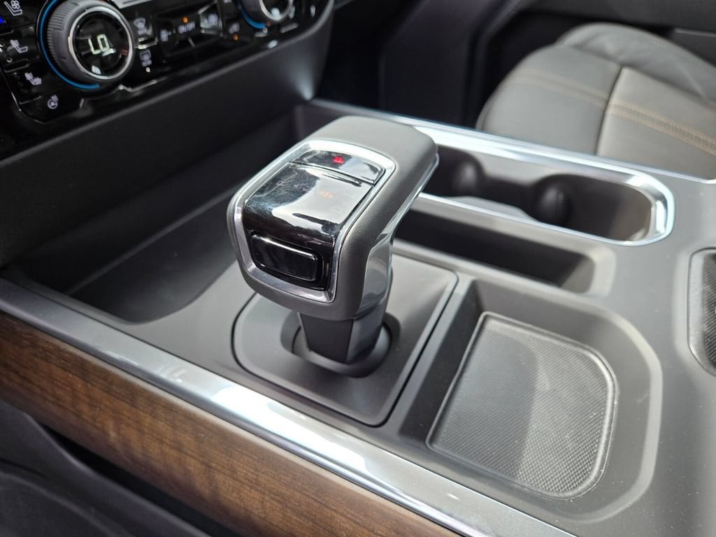 2026 Chevrolet Silverado 1500 High Country - Photo 13