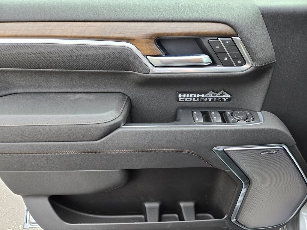 2026 Chevrolet Silverado 1500 High Country - Photo 10