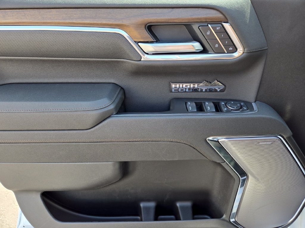 2026 Chevrolet Silverado 1500 High Country - Photo 12