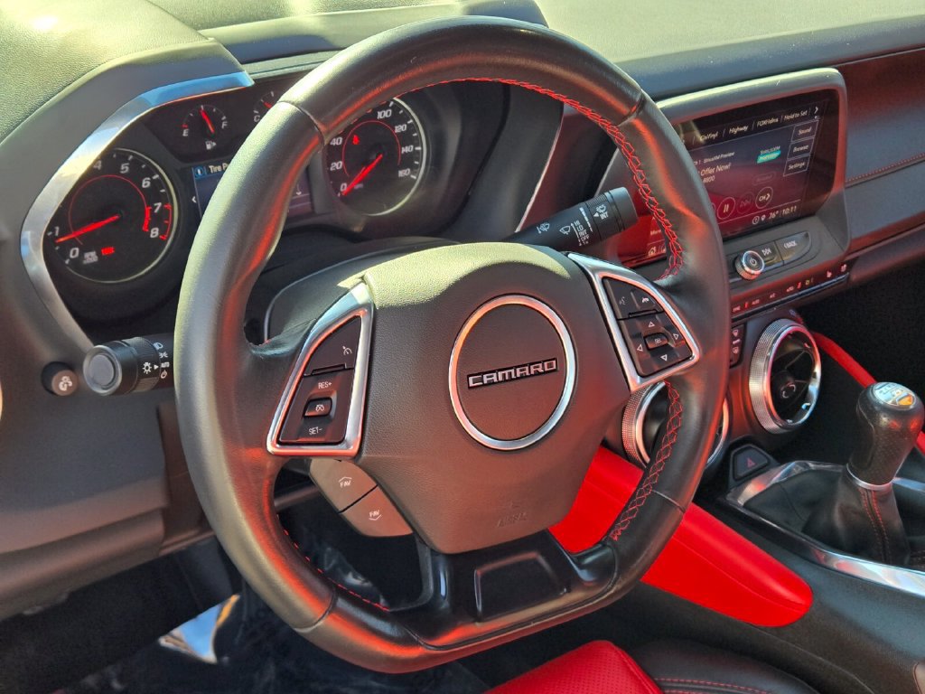 2023 Chevrolet Camaro 2LT - Photo 18