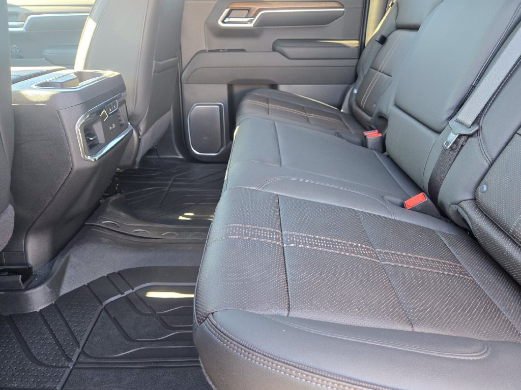 2026 Chevrolet Silverado 1500 High Country - Photo 7