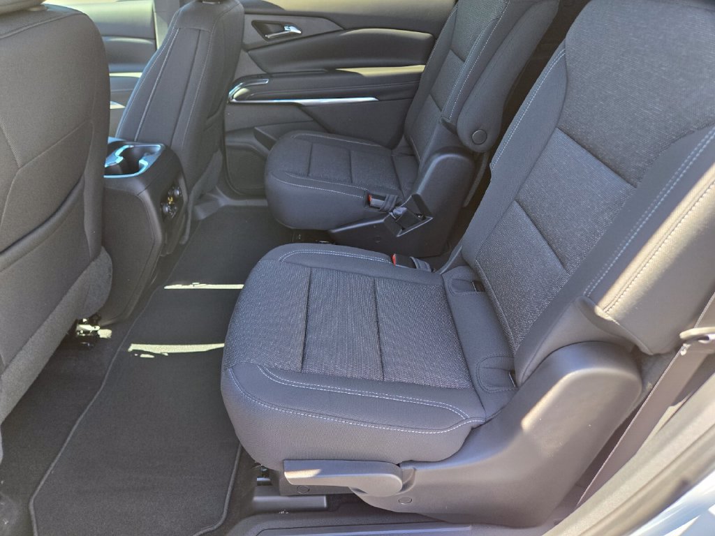 2026 Chevrolet Traverse LT - Photo 7