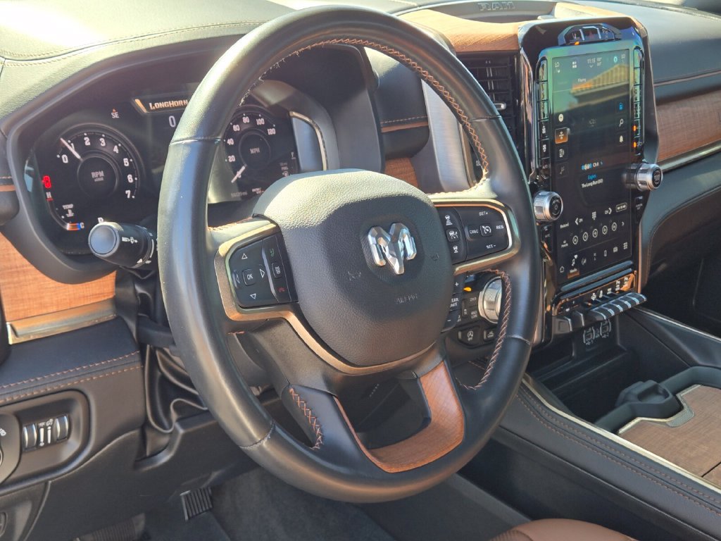 2023 RAM Ram 1500 Pickup Longhorn - Photo 18