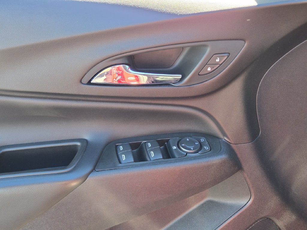 2022 Chevrolet Equinox LT - Photo 17