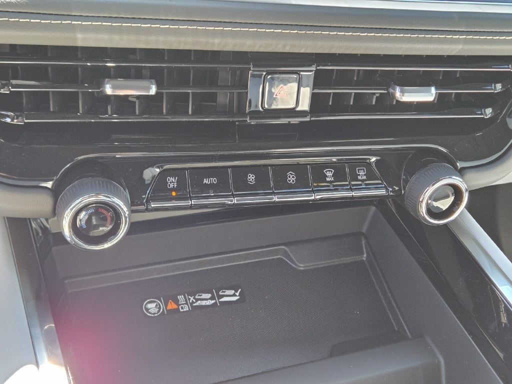 2026 Chevrolet Tahoe Premier - Photo 14