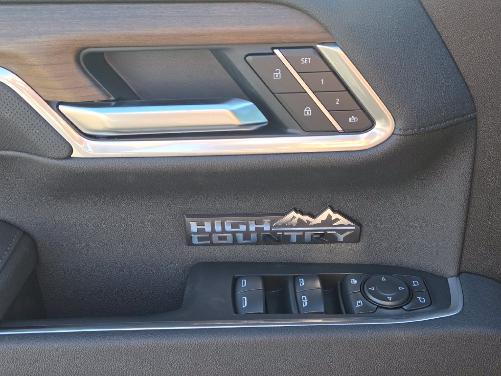 2026 Chevrolet Silverado 1500 High Country - Photo 9