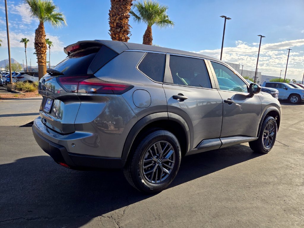 2024 Nissan Rogue S - Photo 6