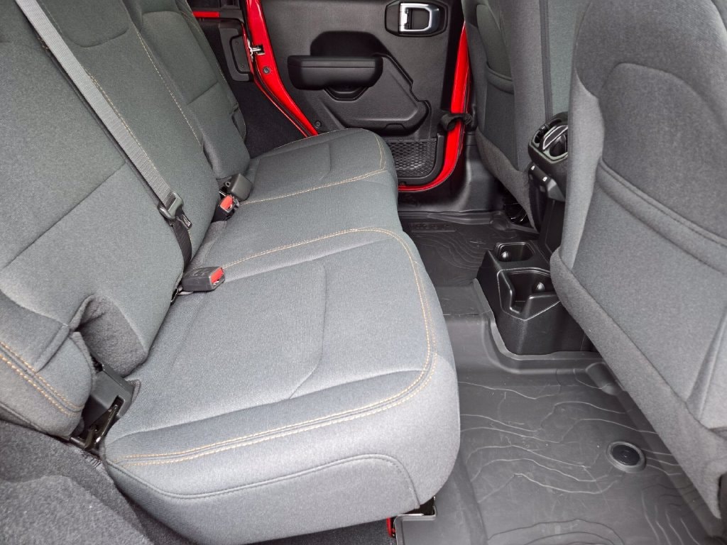 2024 Jeep Wrangler 4-Door Willys - Photo 14