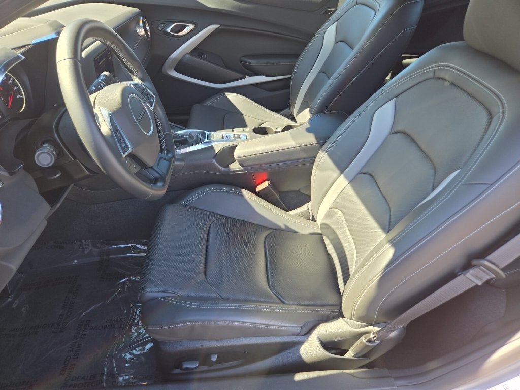 2023 Chevrolet Camaro 2LT - Photo 10
