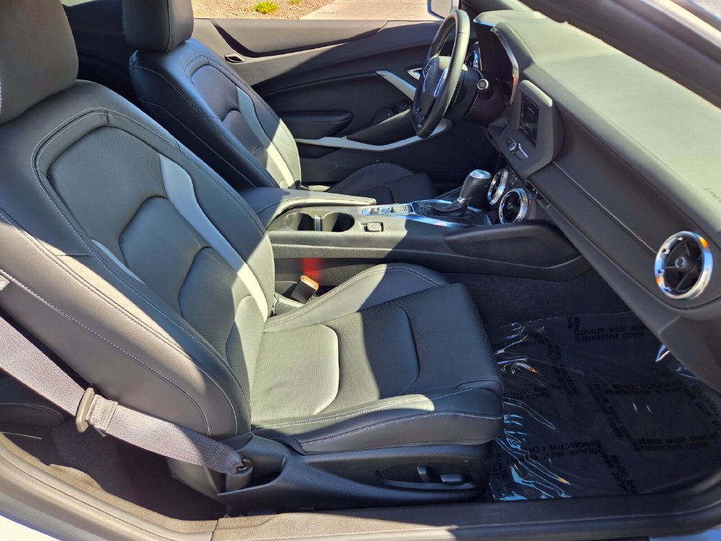 2023 Chevrolet Camaro 2LT - Photo 15