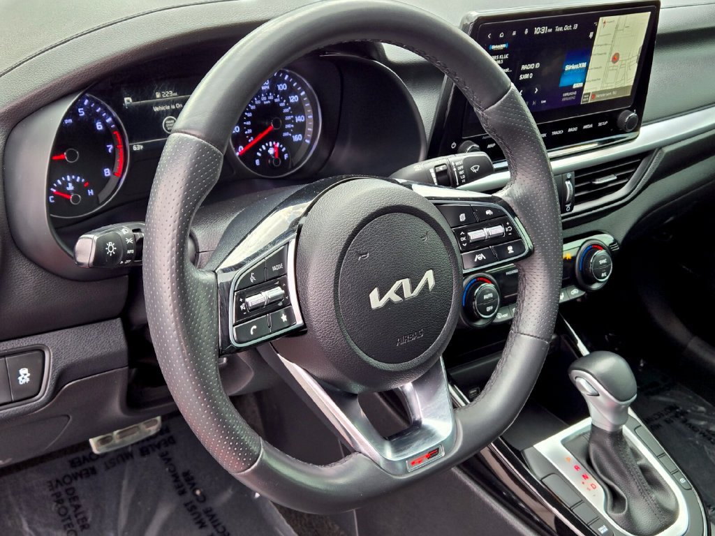 2024 Kia Forte GT-Line - Photo 18
