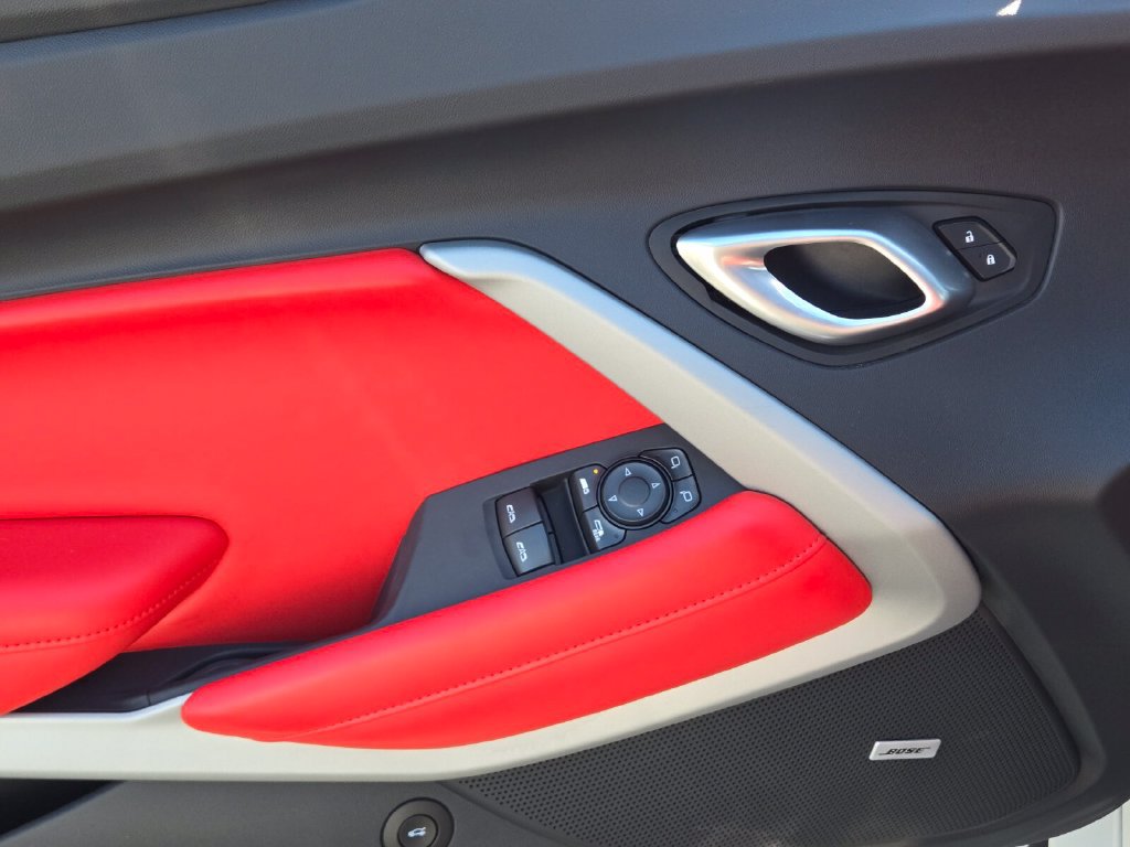 2023 Chevrolet Camaro 2LT - Photo 17